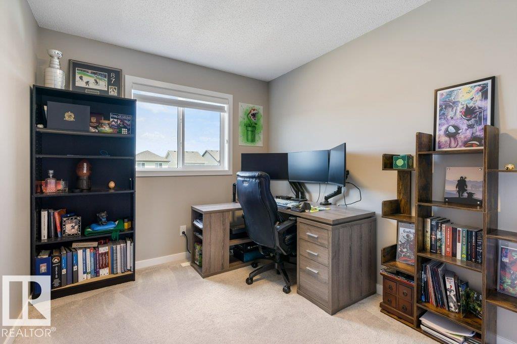 7056 181 AV NW - 20
