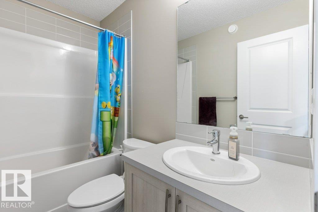 7056 181 AV NW - 24