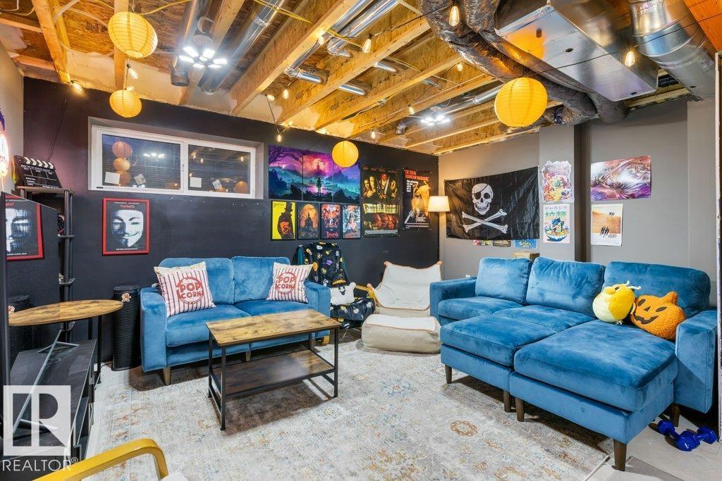 7056 181 AV NW - 32