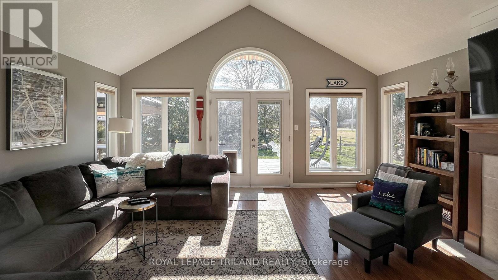 8447 KEITH STREET - 6