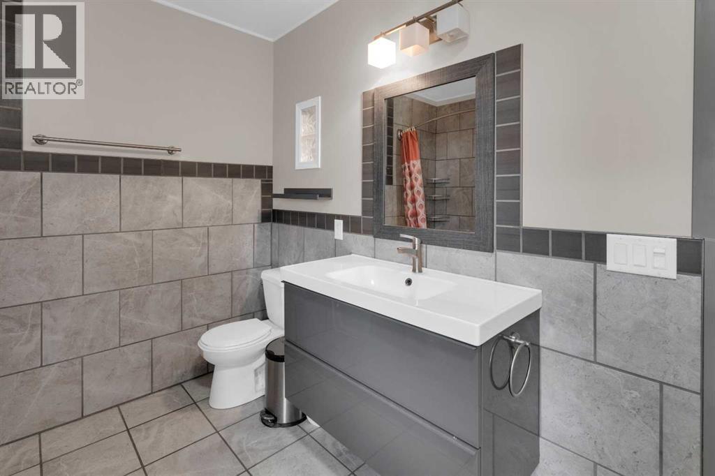 #1808 2520 Palliser Drive SW - 18