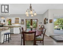 4pc Bathroom - 1140 Diamond Rock Road, Enderby, BC V4Y4H7 Photo 16