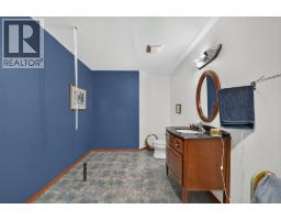 1140 Diamond Rock Road, Enderby, BC V4Y4H7 Photo 45
