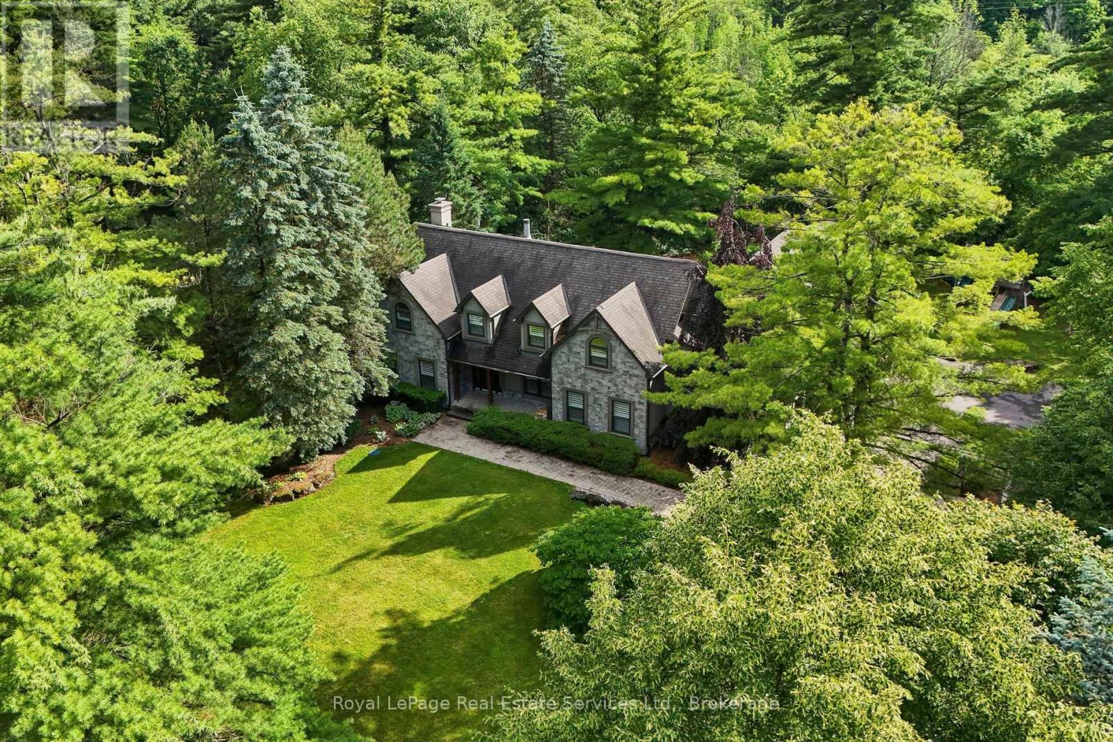 1 STONEBURY PLACE - 5