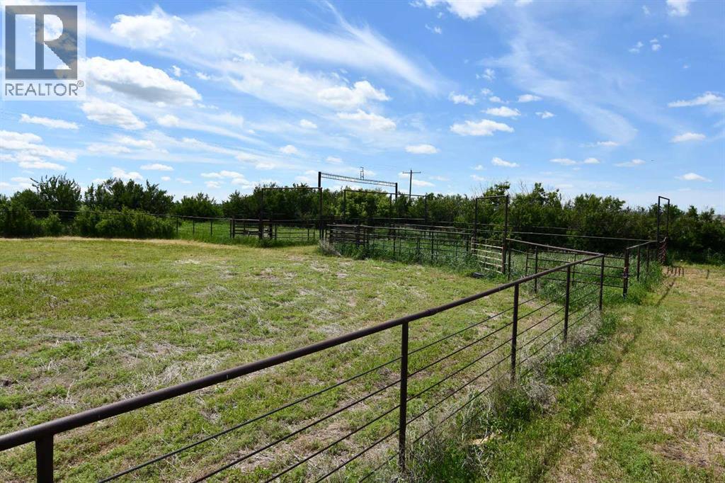 14446 Township Road 302 — photo 32