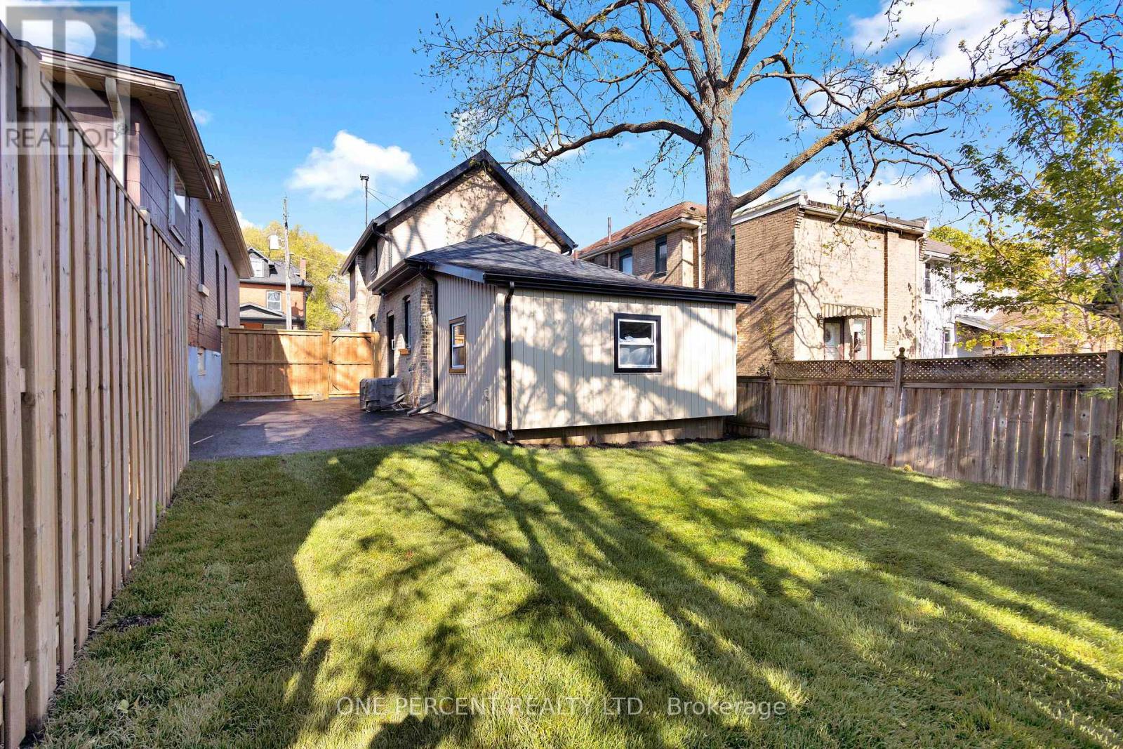 187 DRUMMOND STREET - 26