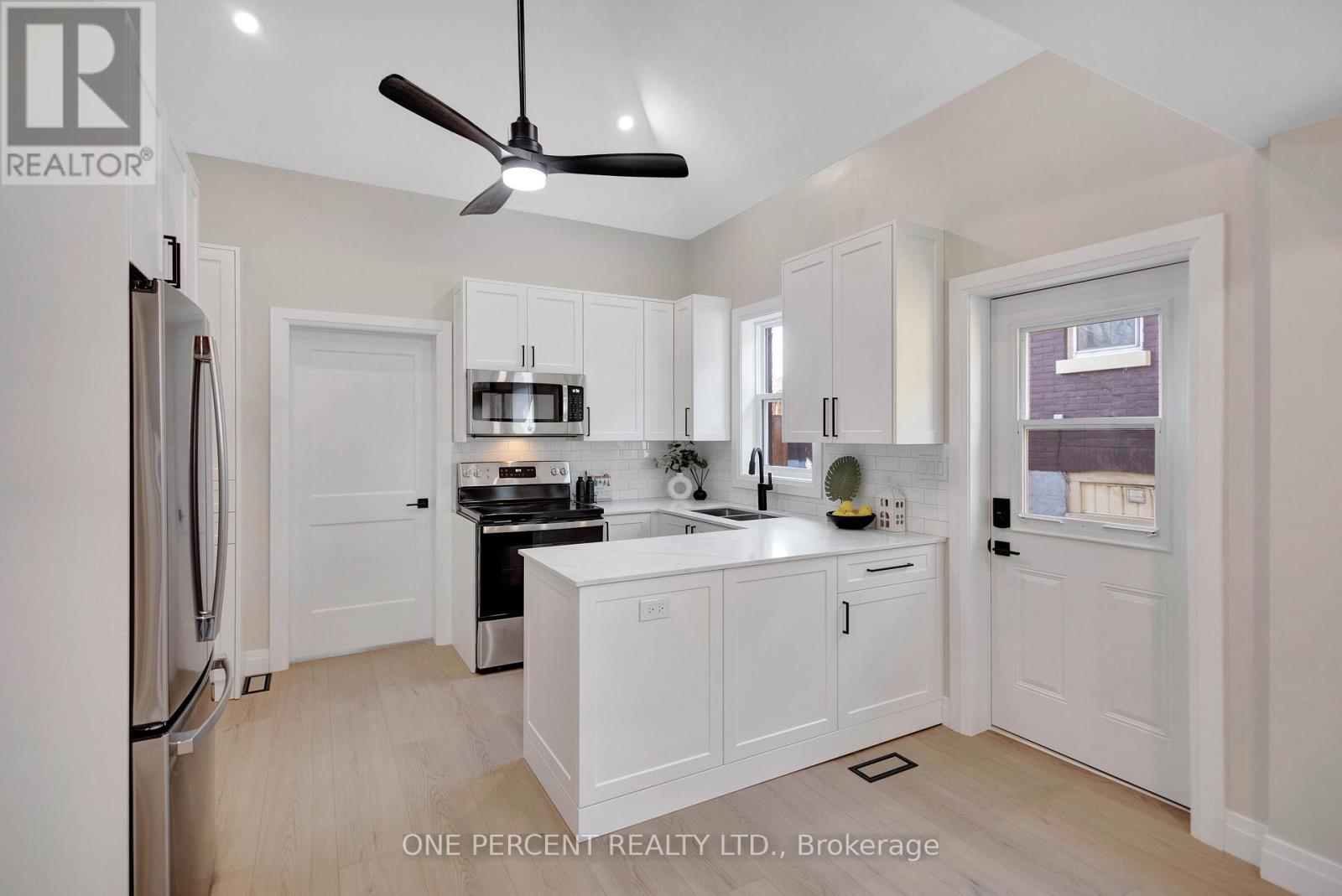 187 DRUMMOND STREET - 9