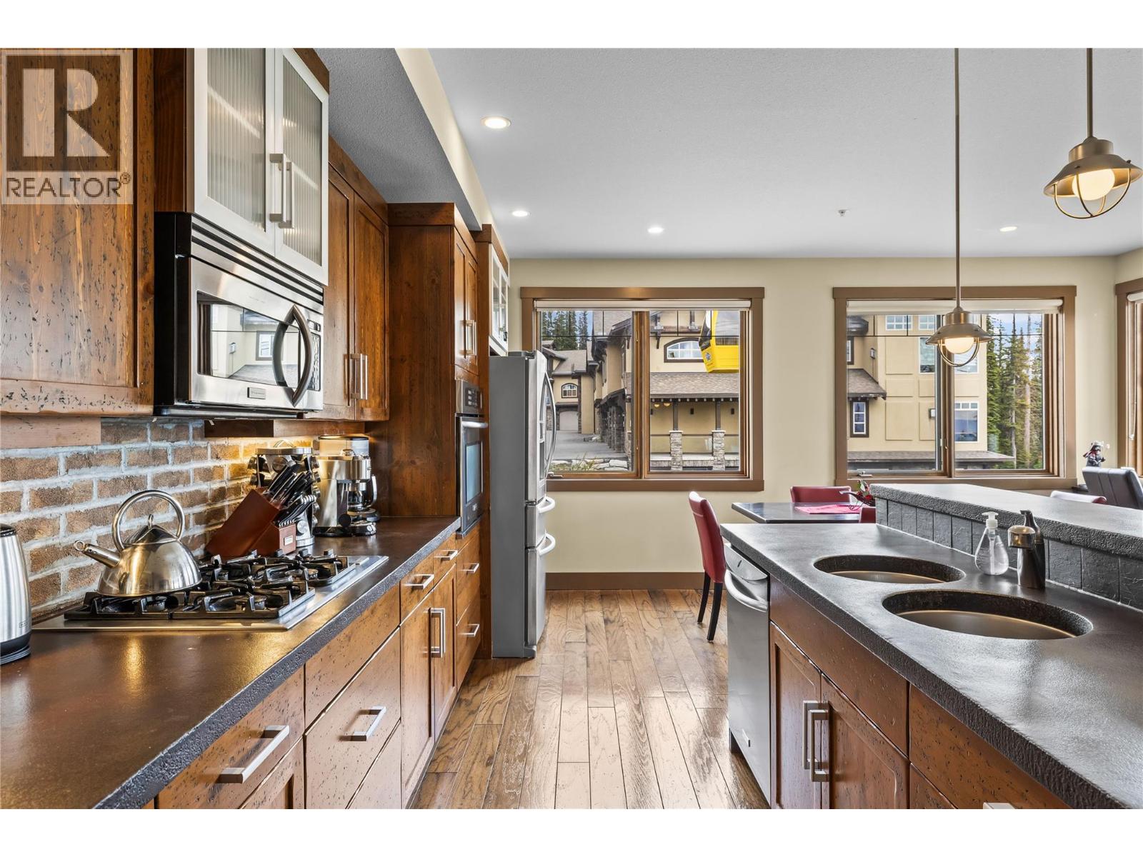 #103 5085 Snowbird Way - 14