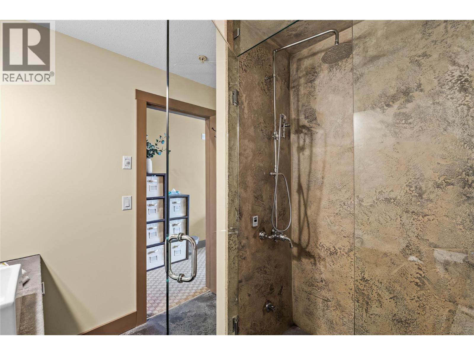 #103 5085 Snowbird Way - 25