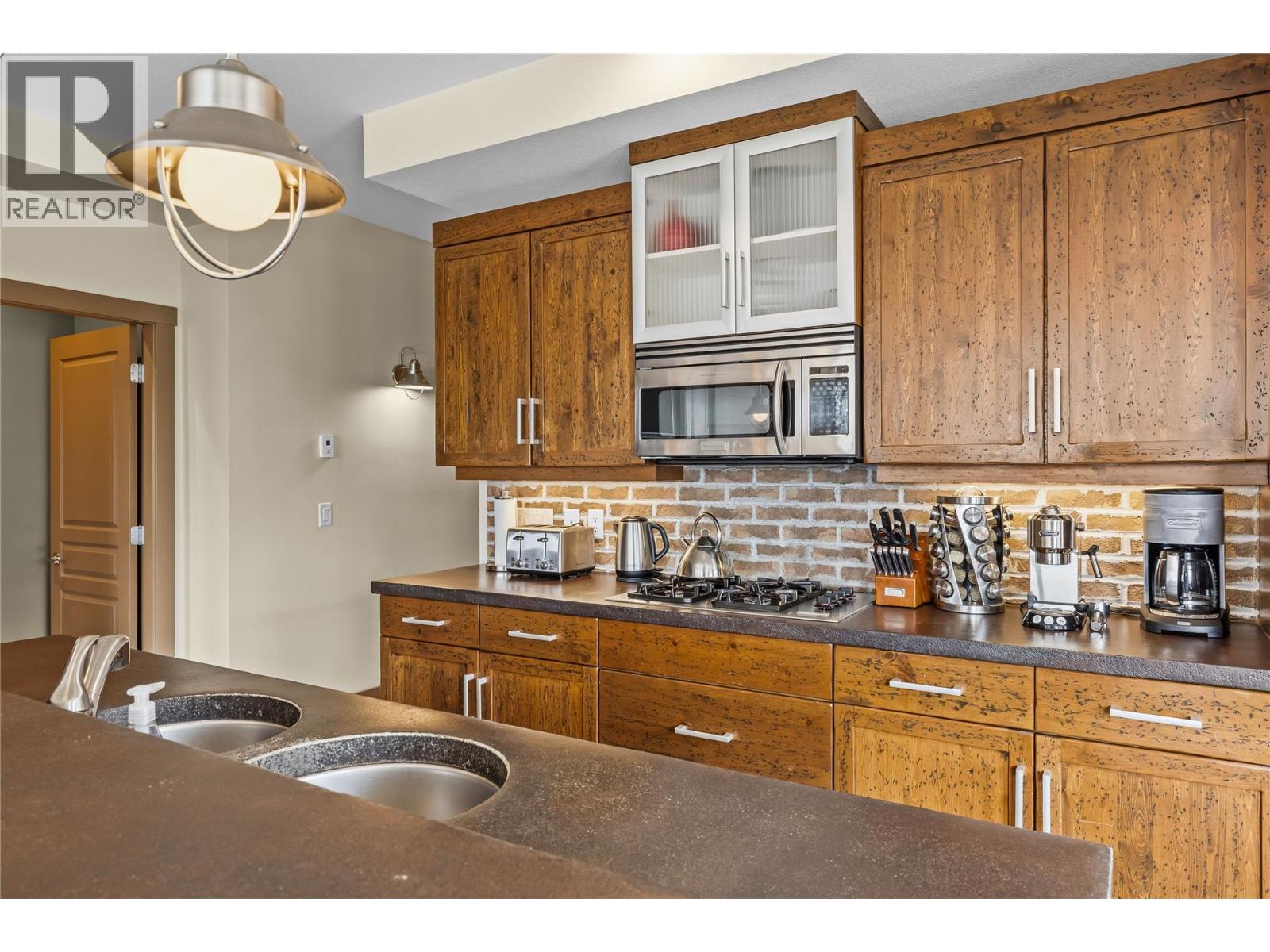 #103 5085 Snowbird Way - 8