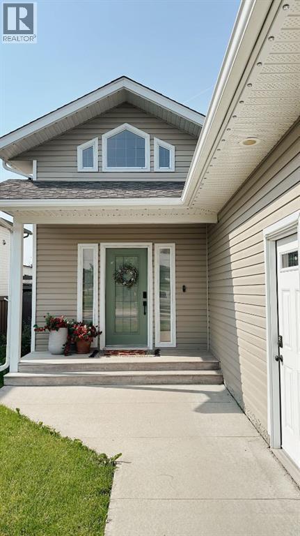 8625 118 Avenue - photo 2