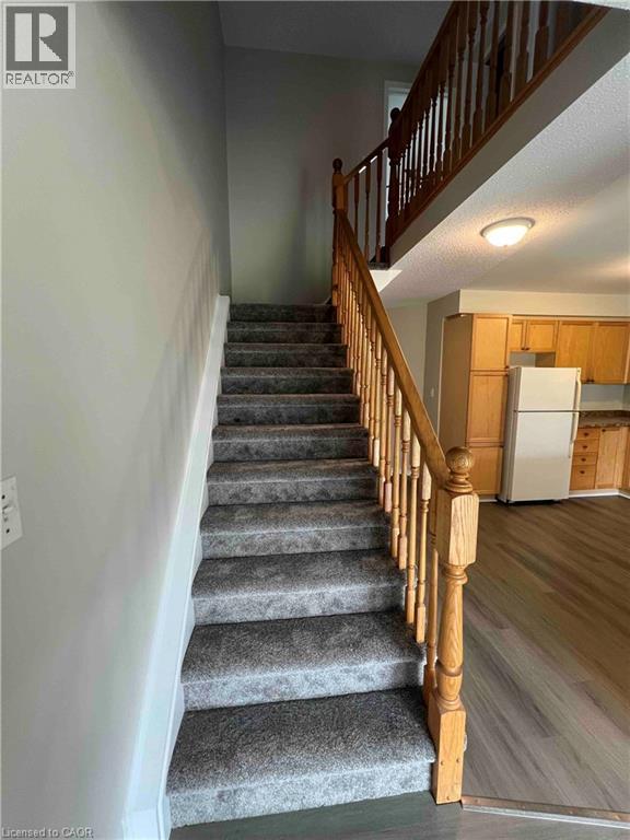 #4 151 CLAIRFIELDS Drive E - 13