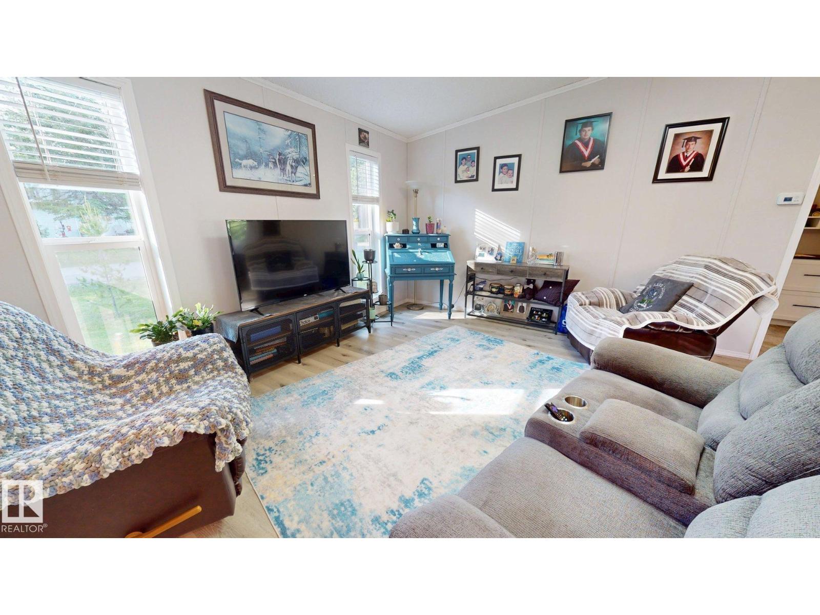 4707 52A ST - photo 3