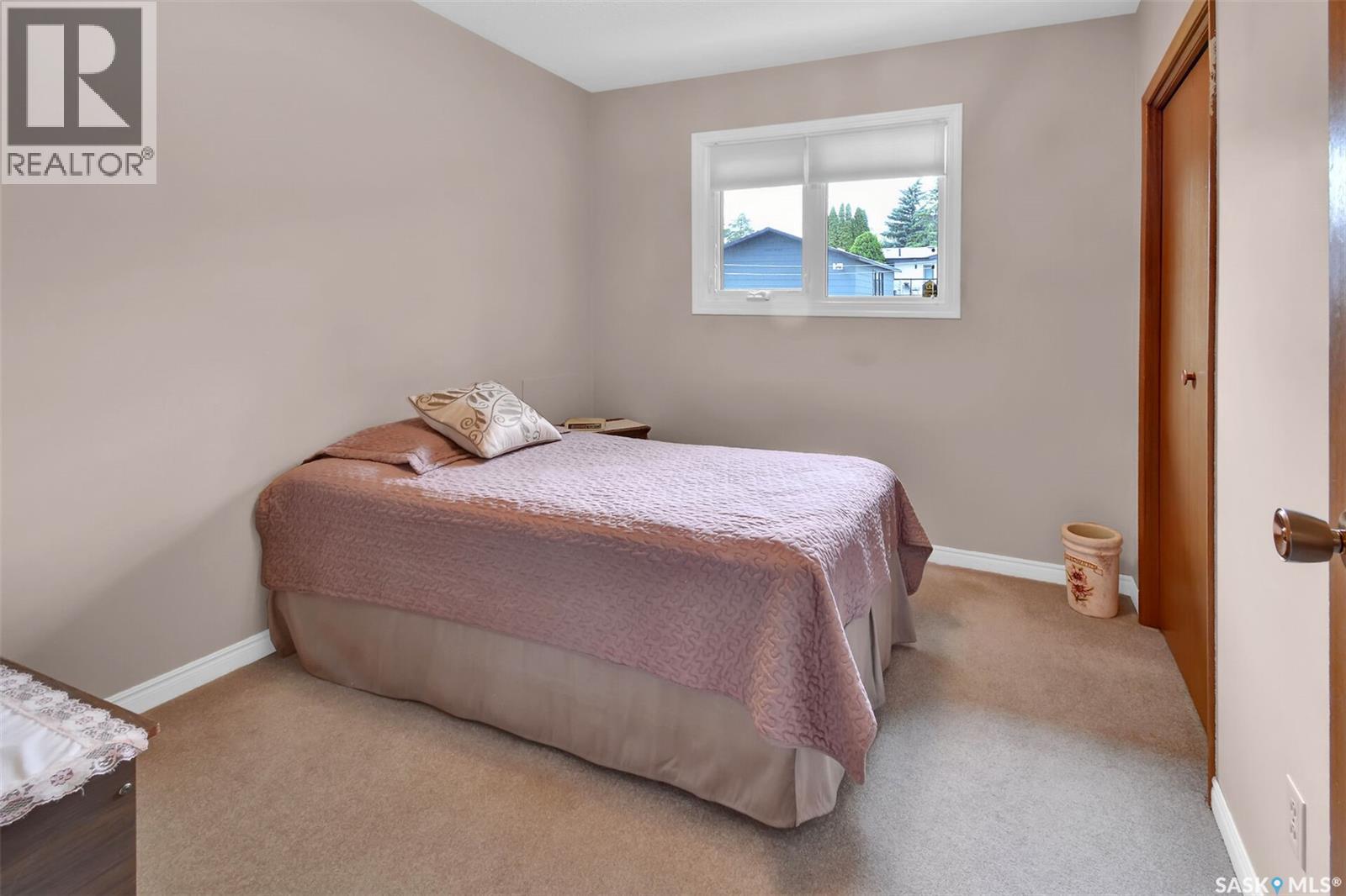 1721 Empire AVENUE — photo 14