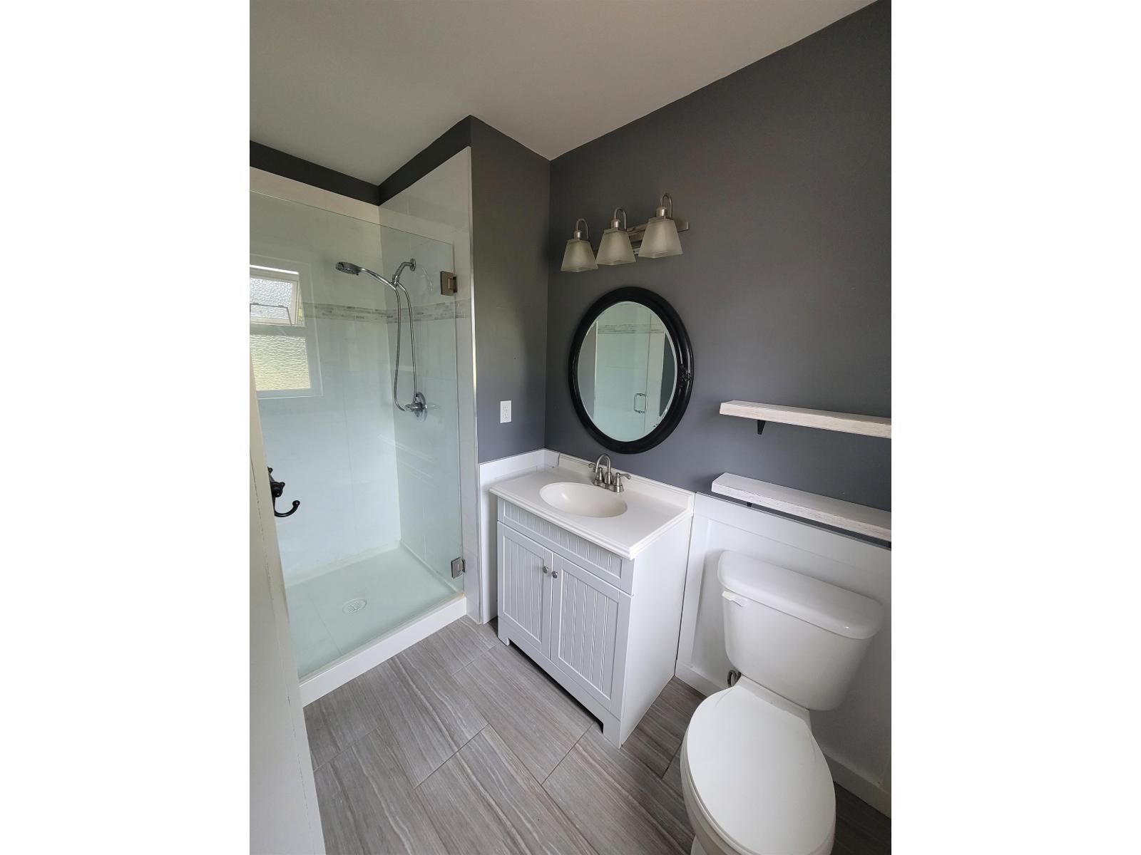 upper 20504 95A STREET, Langley