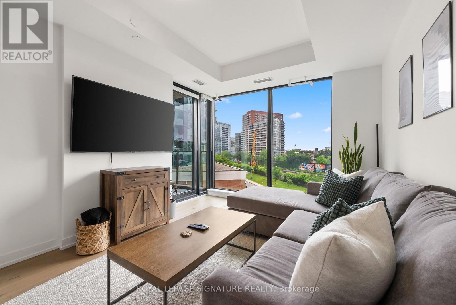 #401 200 SUDBURY STREET - 1