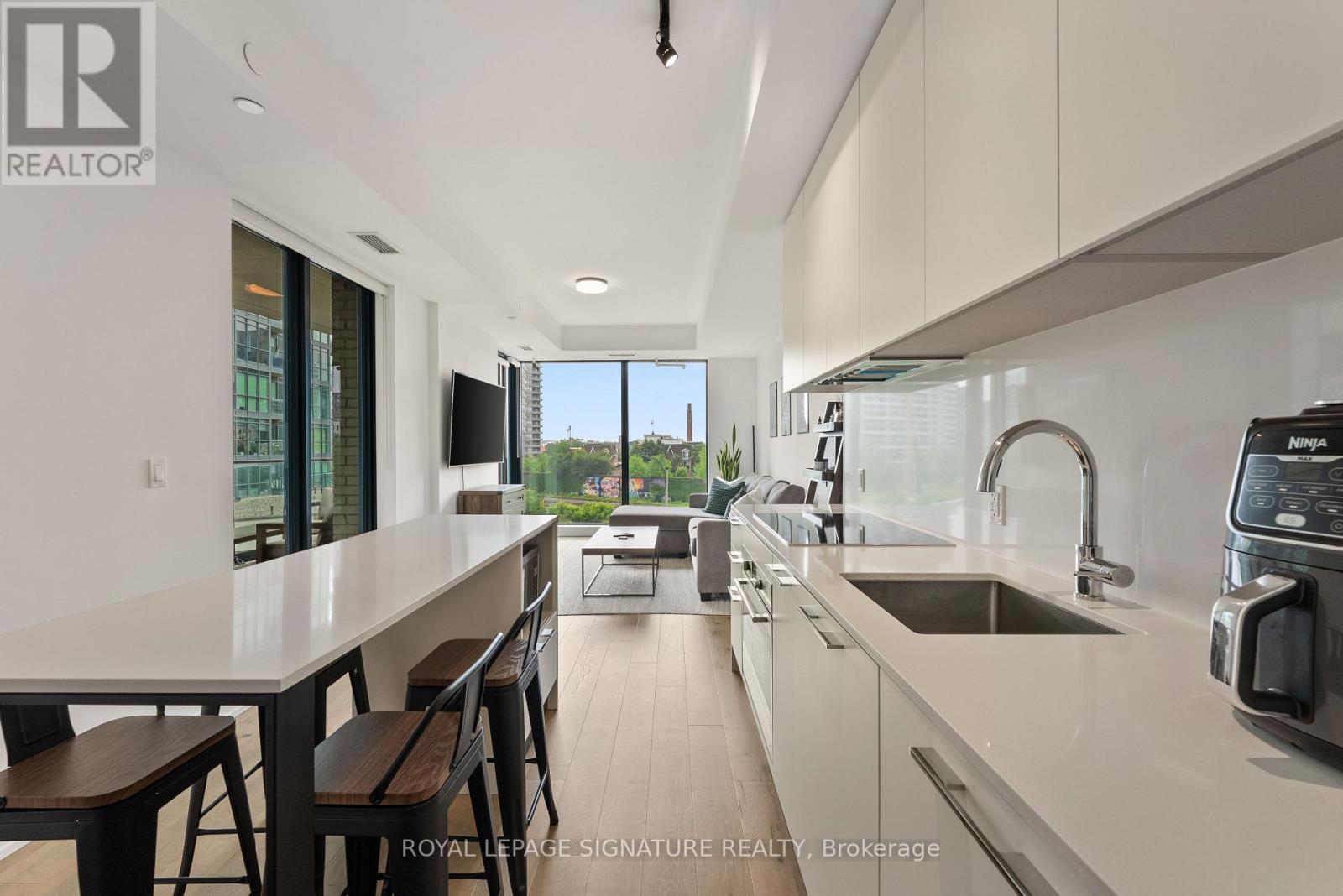 #401 200 SUDBURY STREET - 2