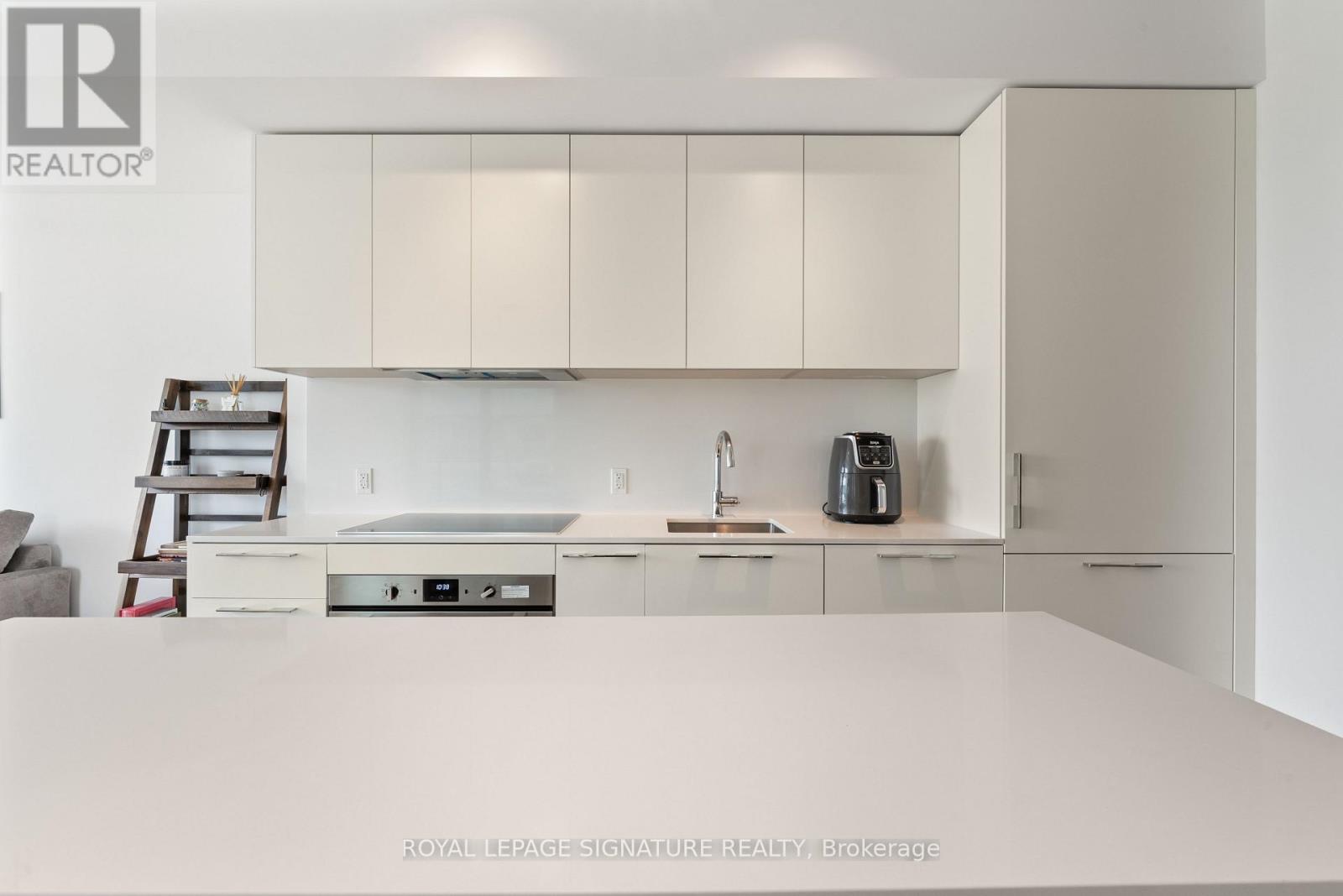 #401 200 SUDBURY STREET - 7