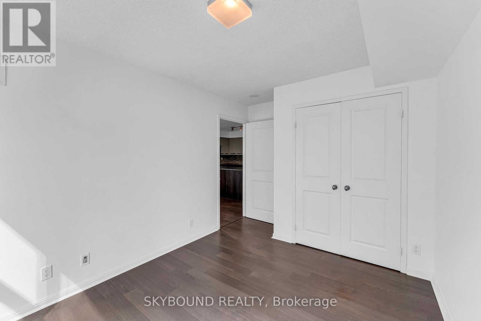#505 11 ST JOSEPH STREET - 15