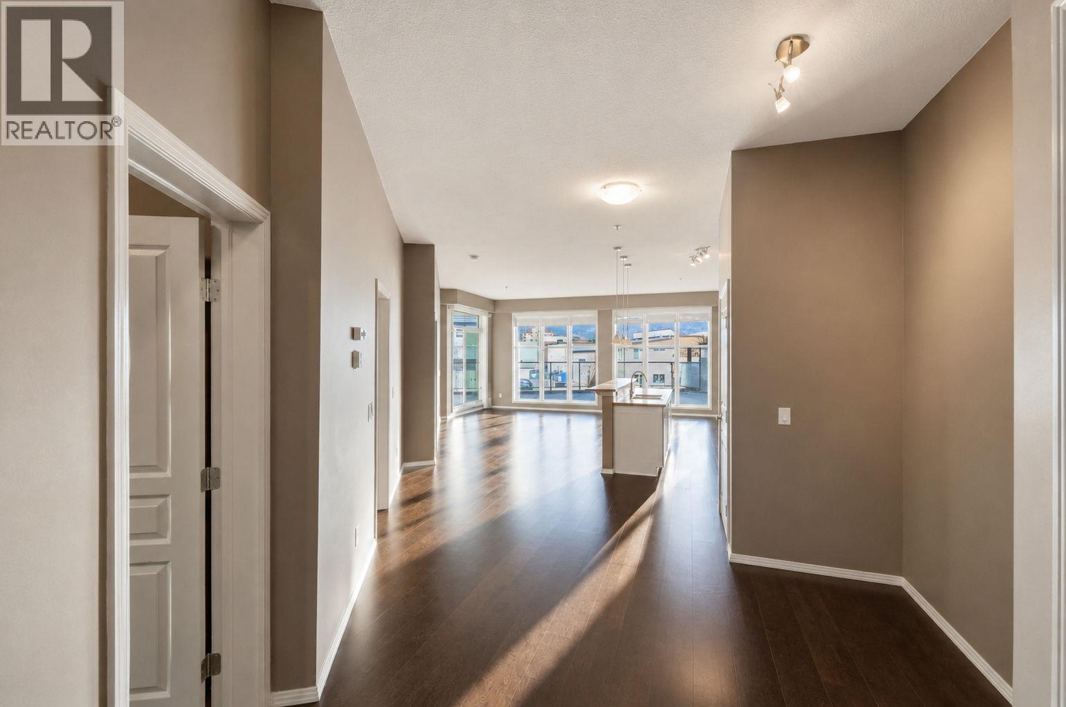 #102 1327 St. Paul Street - 11