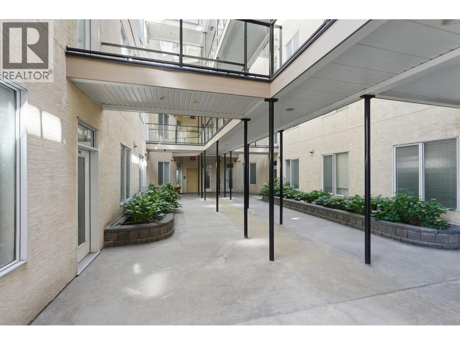 #102 1327 St. Paul Street - 24