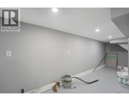 1059 Elsmere Avenue, Windsor, ON N9A2B1 Photo 26