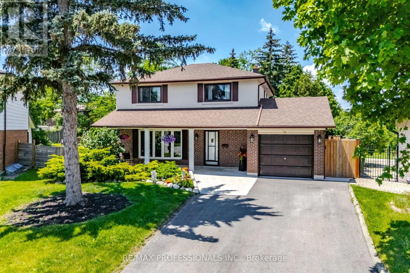 74 RINGWAY CRESCENT - 1