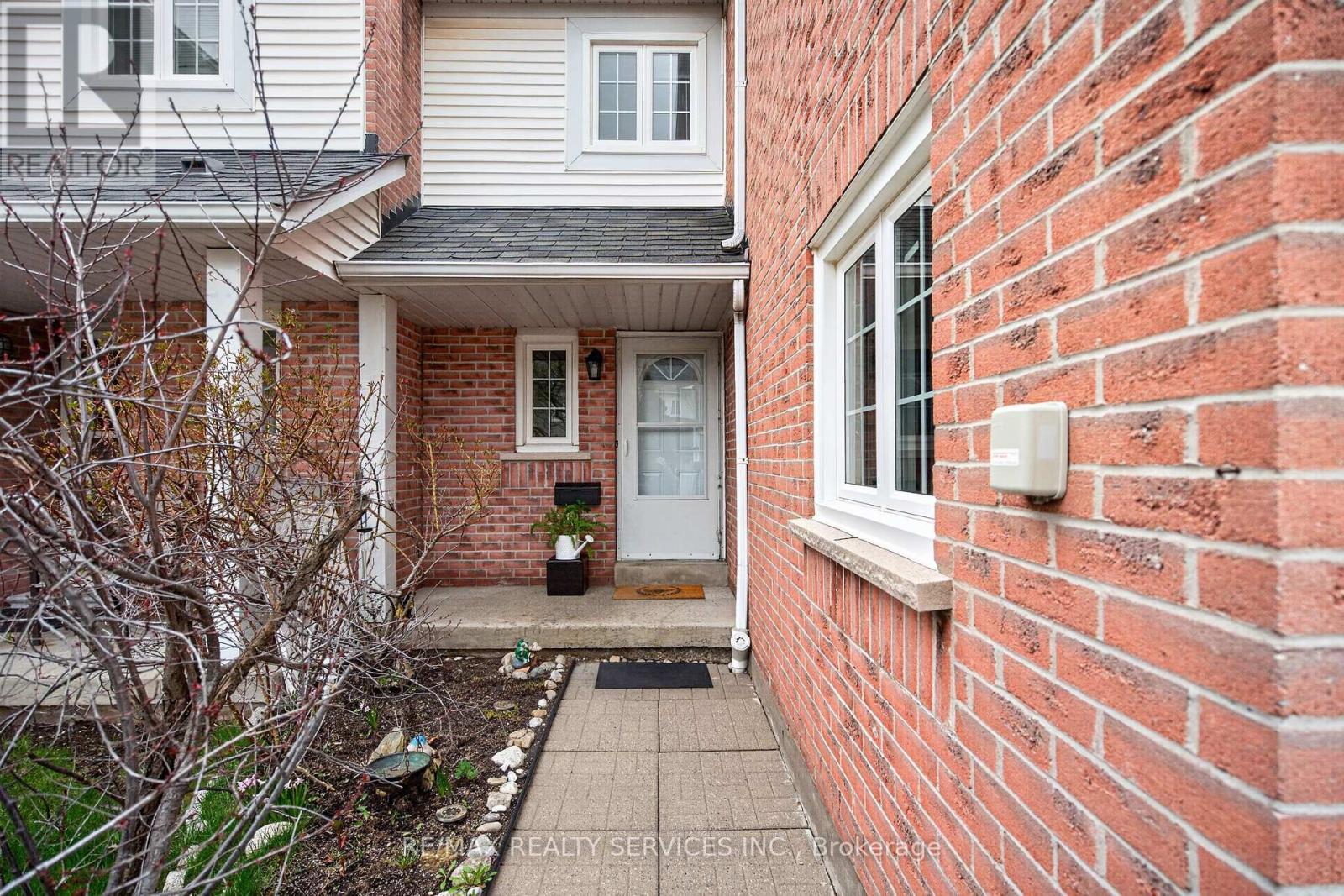 #26A 5205 GLEN ERIN DRIVE E - 5