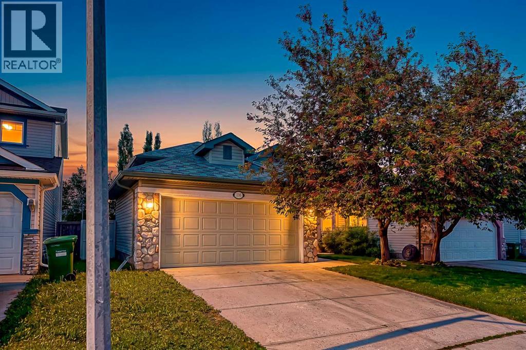 236 Covepark Close NE - 1