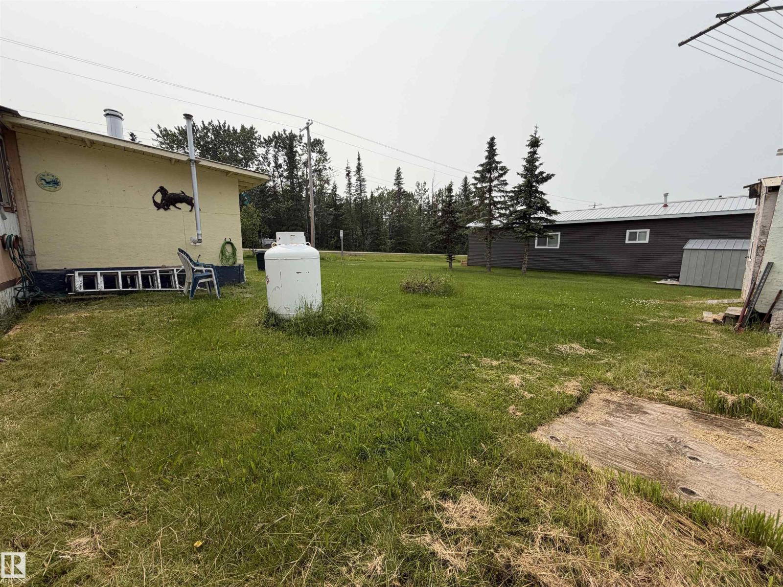 306 HWY 13 W - 4