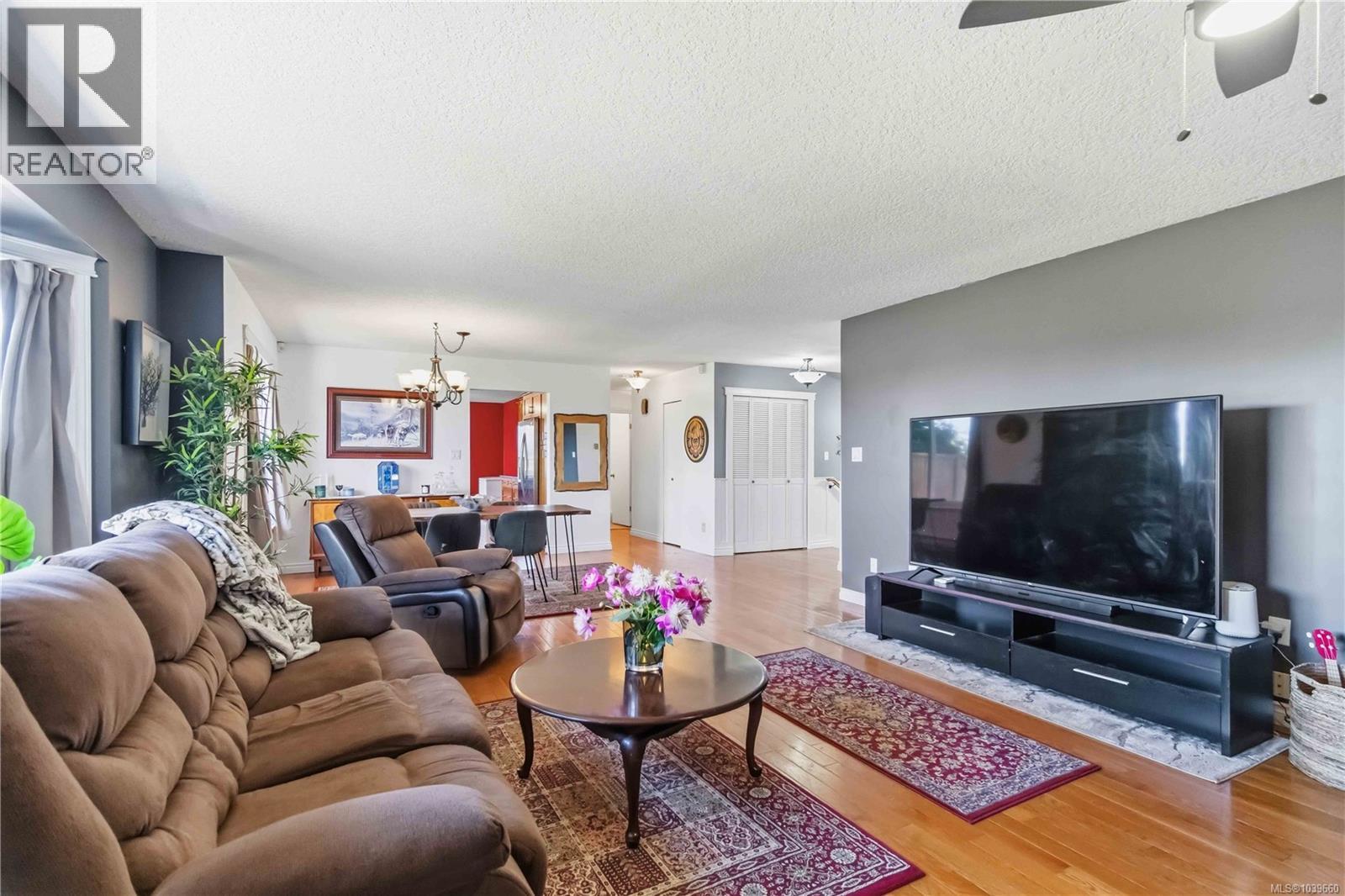 3389 Mary Anne Cres - Image 11
