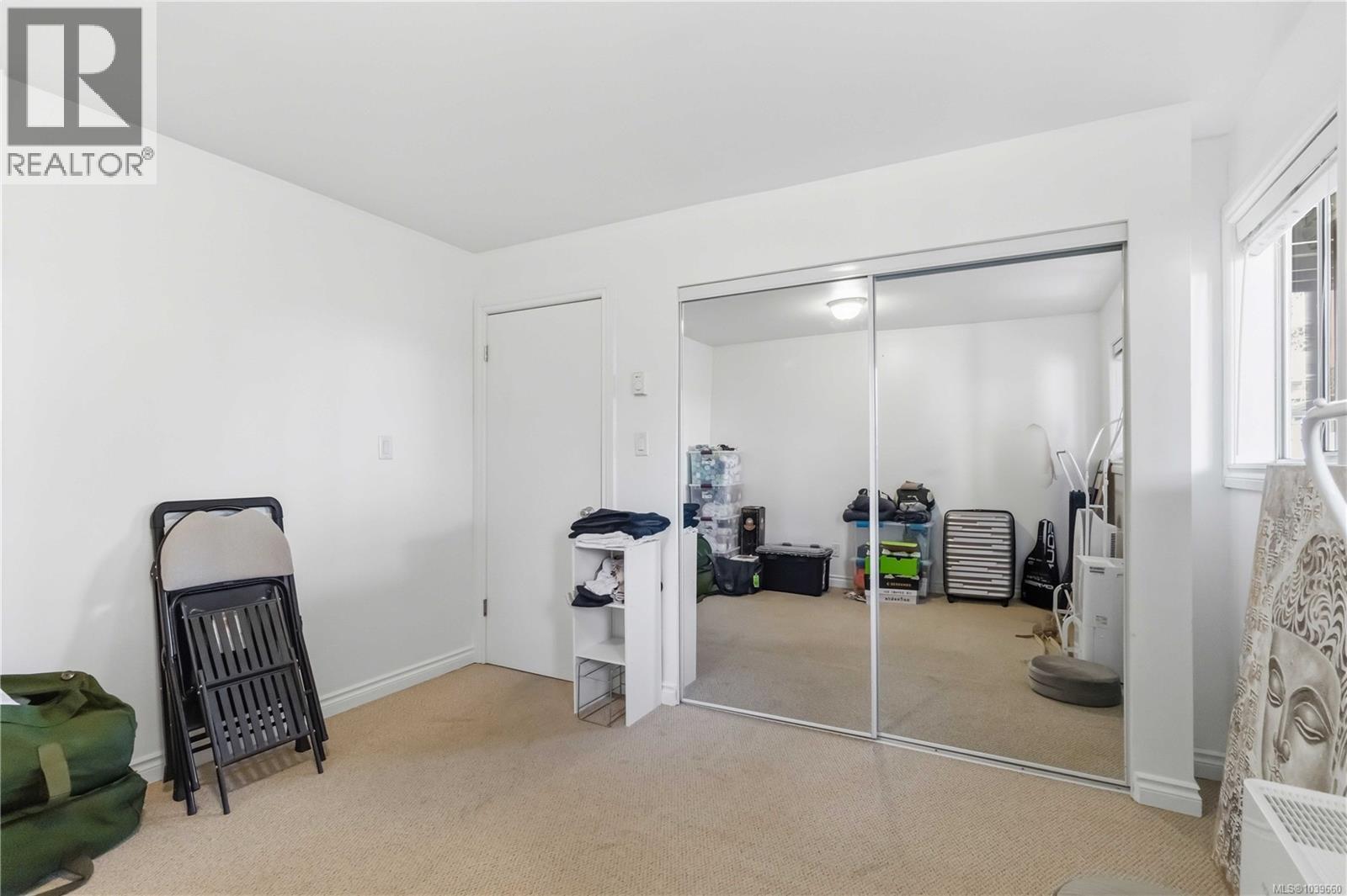 3389 Mary Anne Cres - Image 33