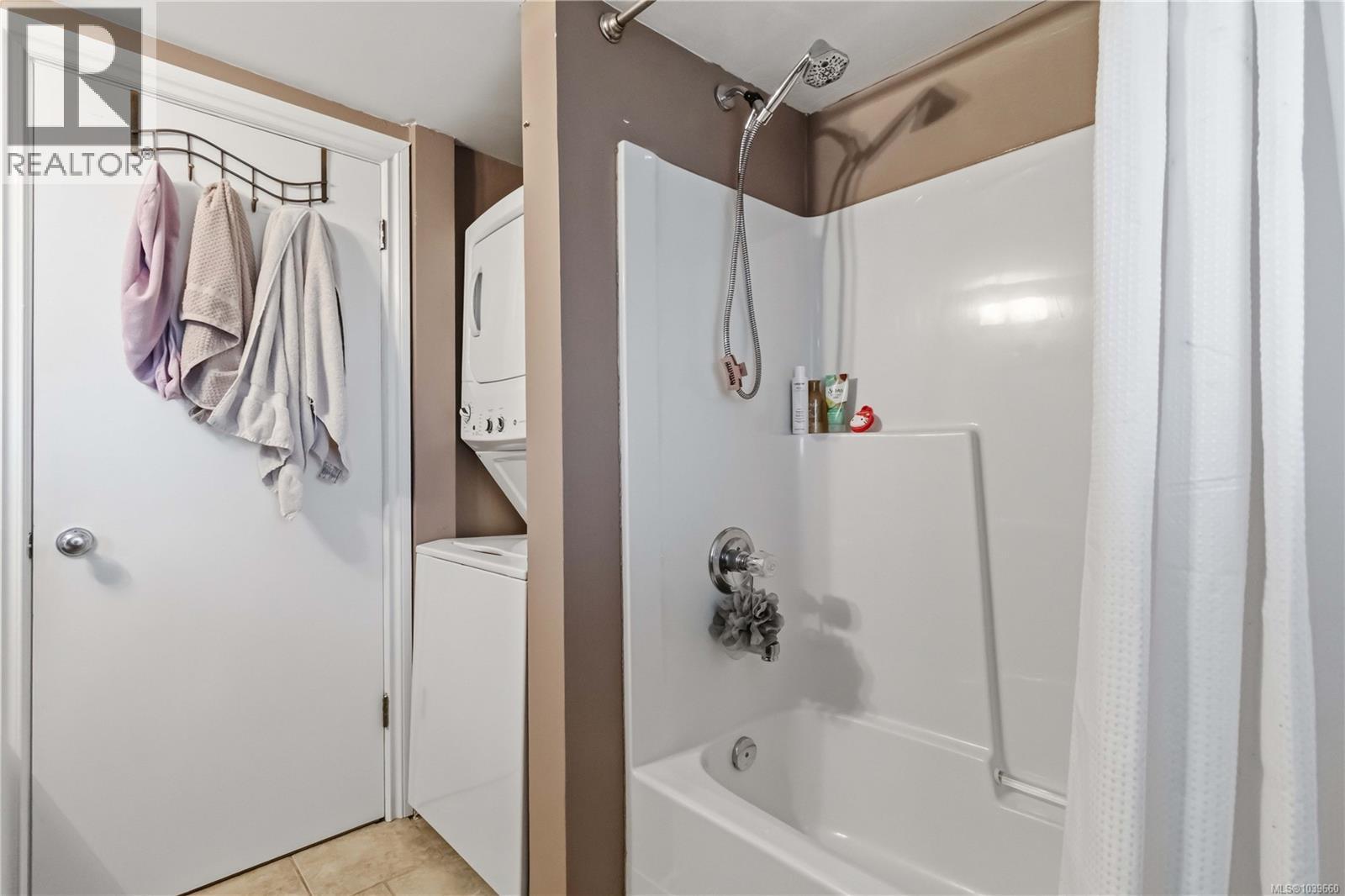 3389 Mary Anne Cres - Image 35