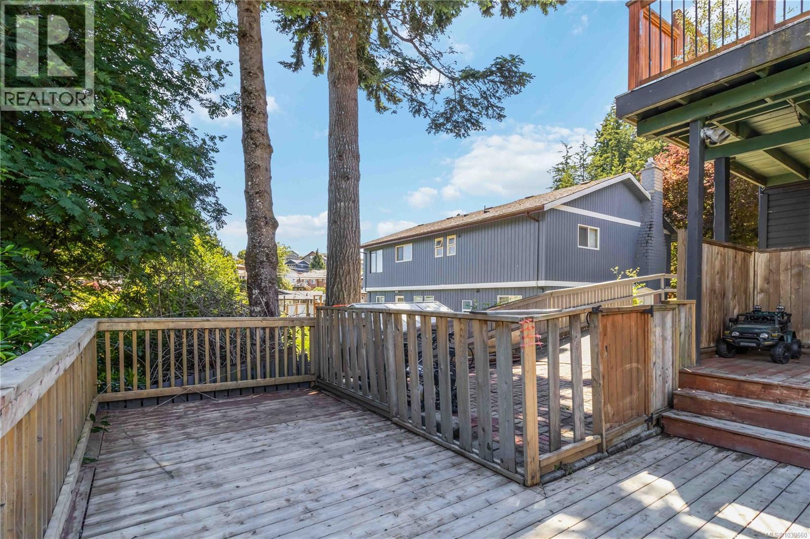 3389 Mary Anne Cres - Image 49
