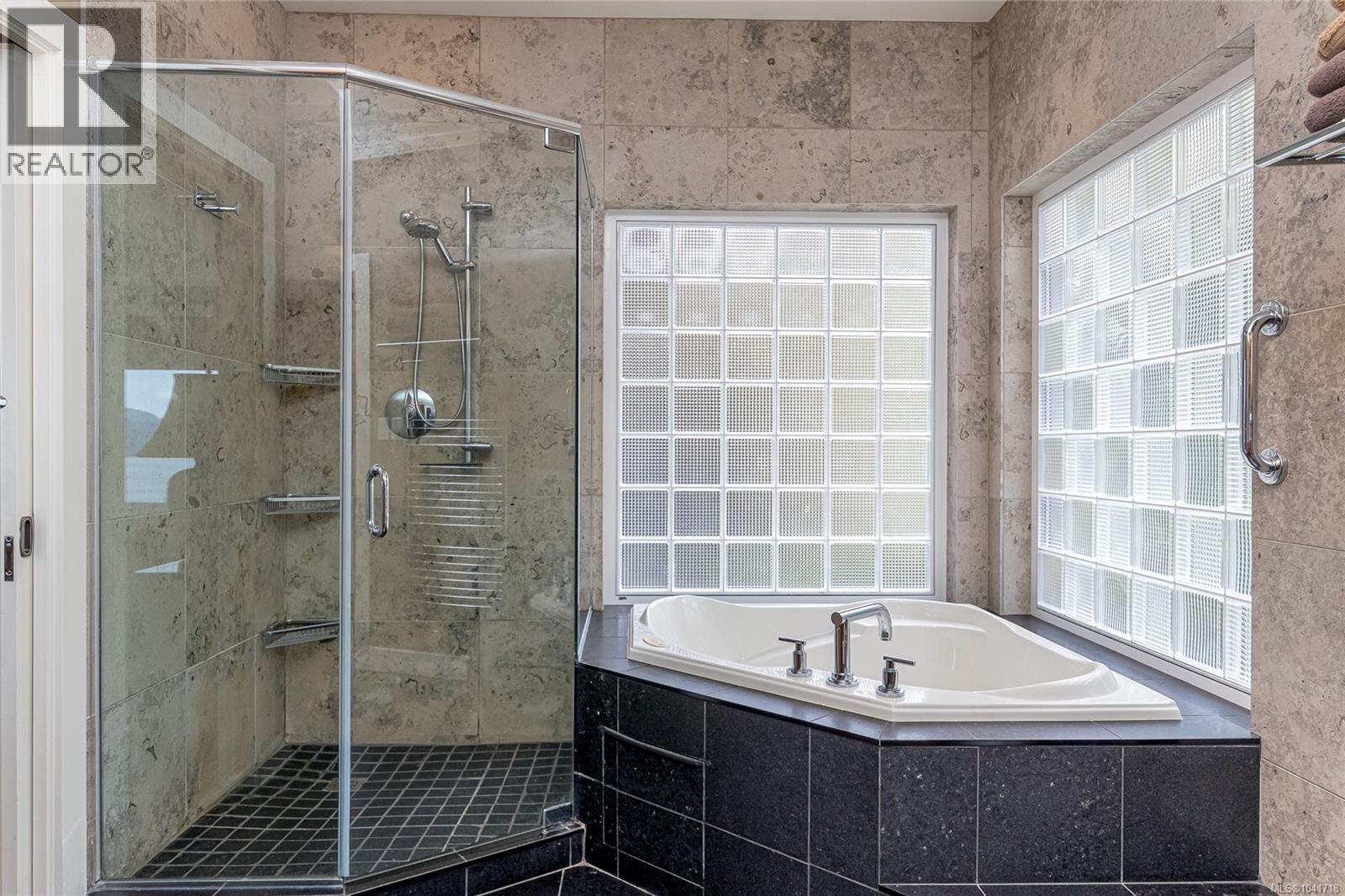 526 Bayview Pl - 18