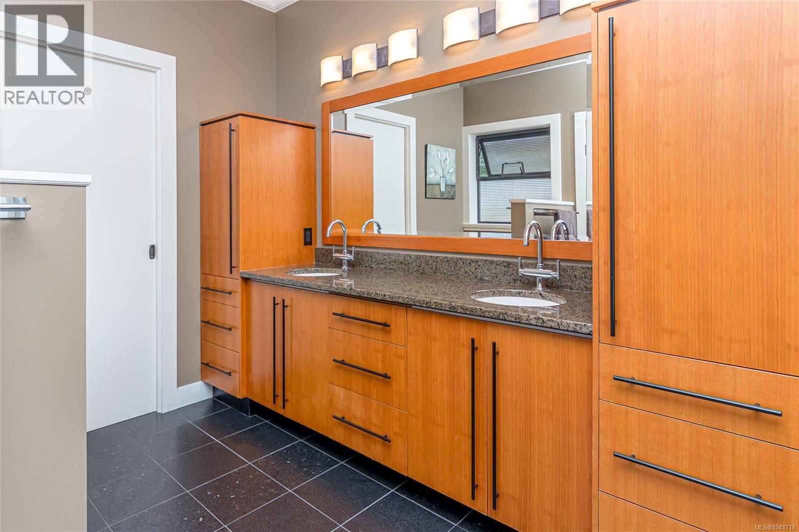 526 Bayview Pl - 19