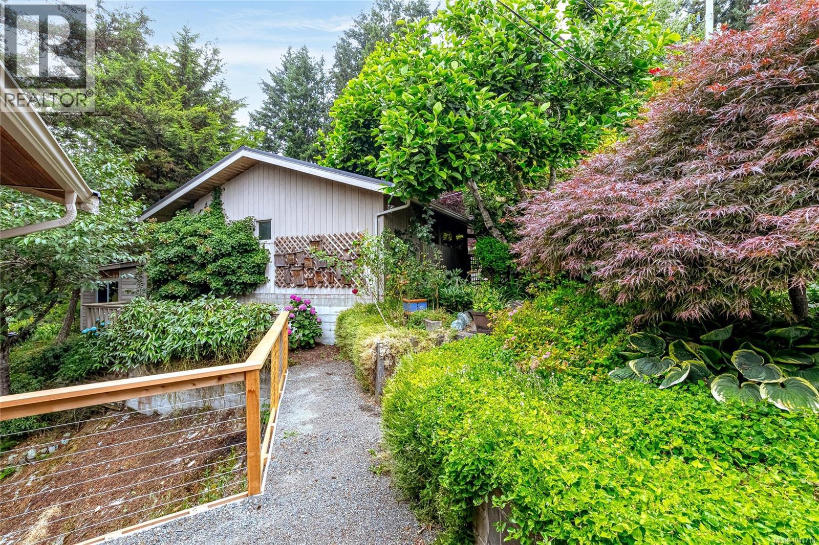 526 Bayview Pl - 32