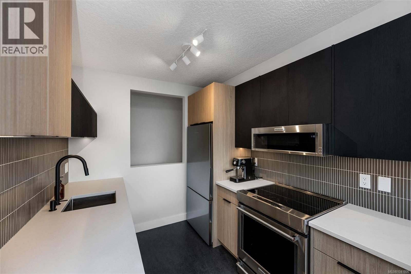 #509 1030 Yates St - 34