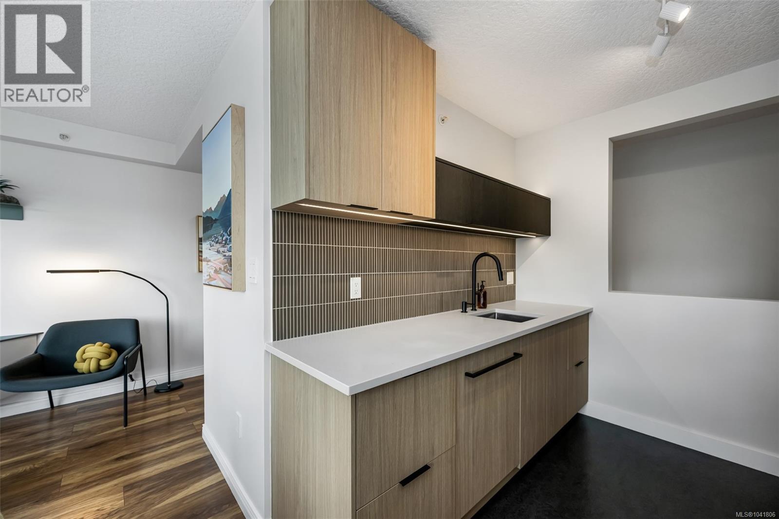 #509 1030 Yates St - 36