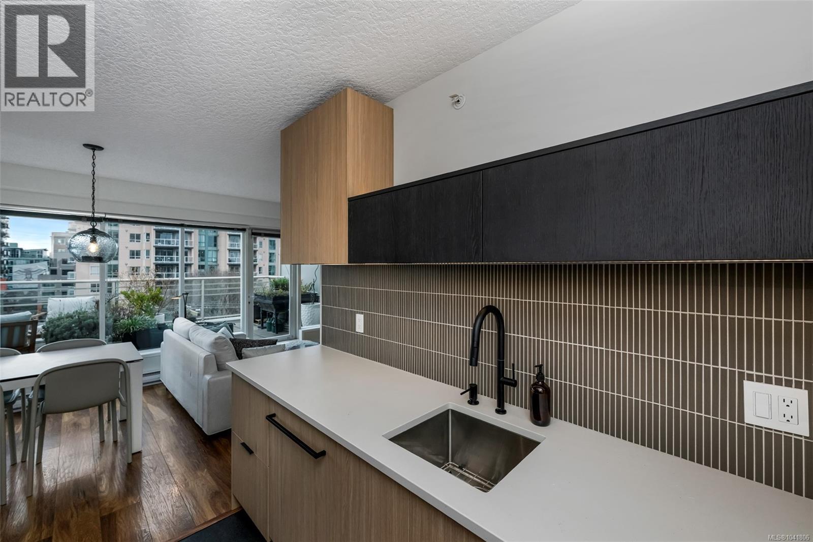 #509 1030 Yates St - 2