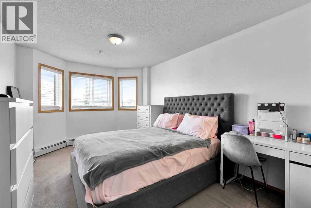 #218 92 Saddletree Court NE - 15