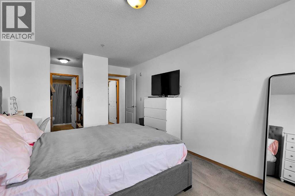 #218 92 Saddletree Court NE - 16