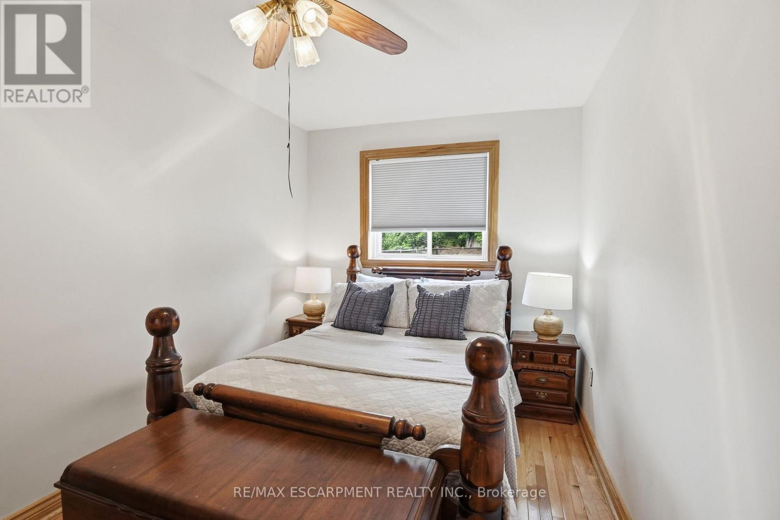 17 TUXEDO AVENUE S - 20
