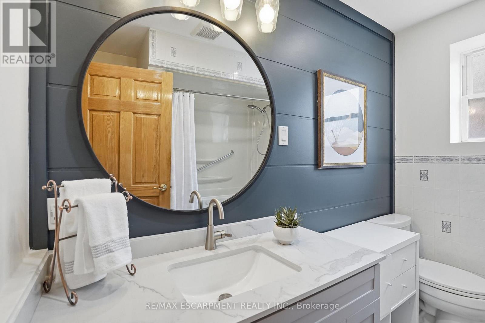 17 TUXEDO AVENUE S - 22