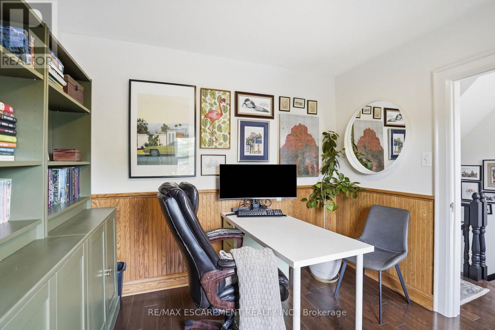 17 TUXEDO AVENUE S - 30