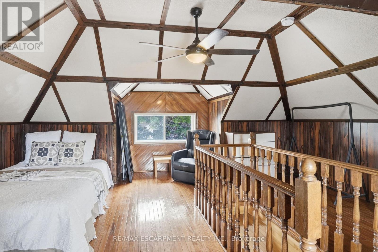 17 TUXEDO AVENUE S - 37