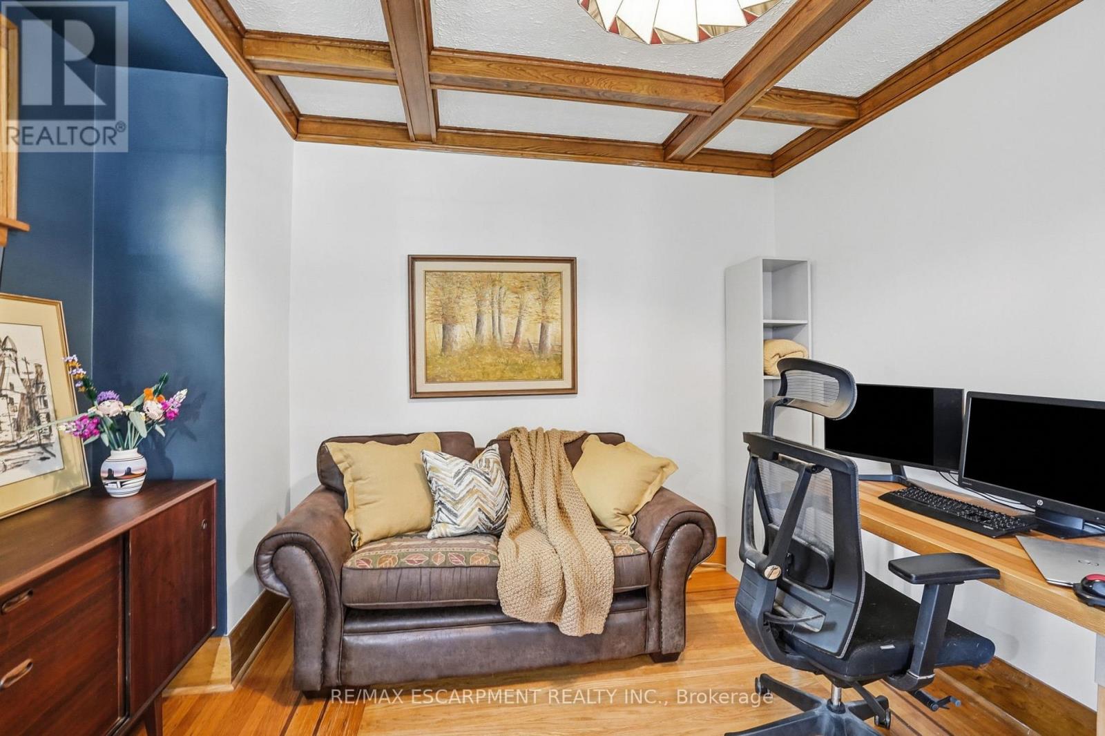17 TUXEDO AVENUE S - 7