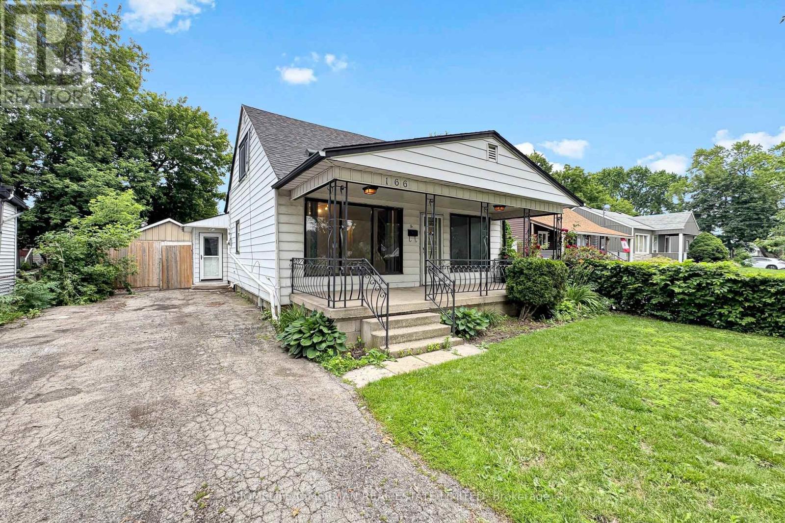 166 NORMANHURST AVENUE - 1
