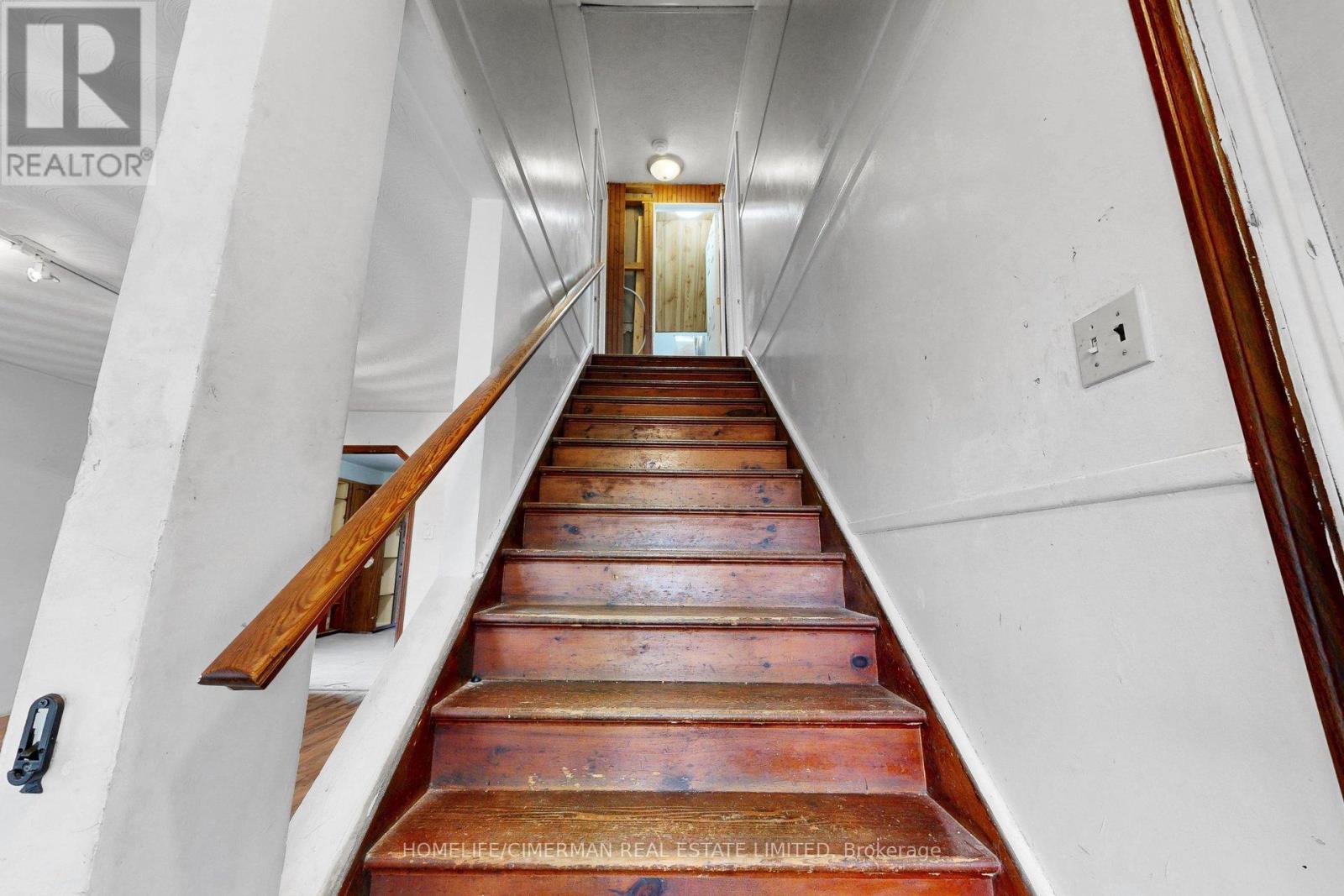 166 NORMANHURST AVENUE - 14