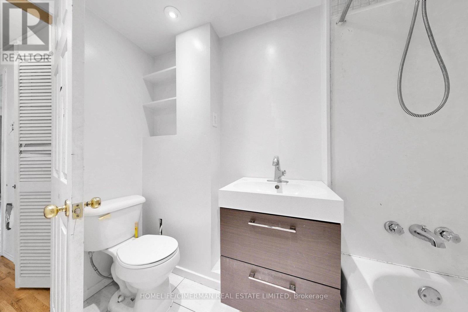 166 NORMANHURST AVENUE - 7